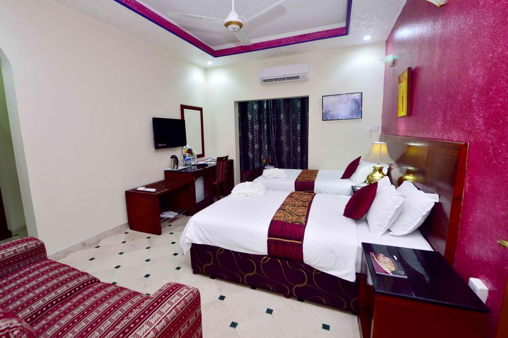 Al Bahjah Hotel Seeb Exterior photo