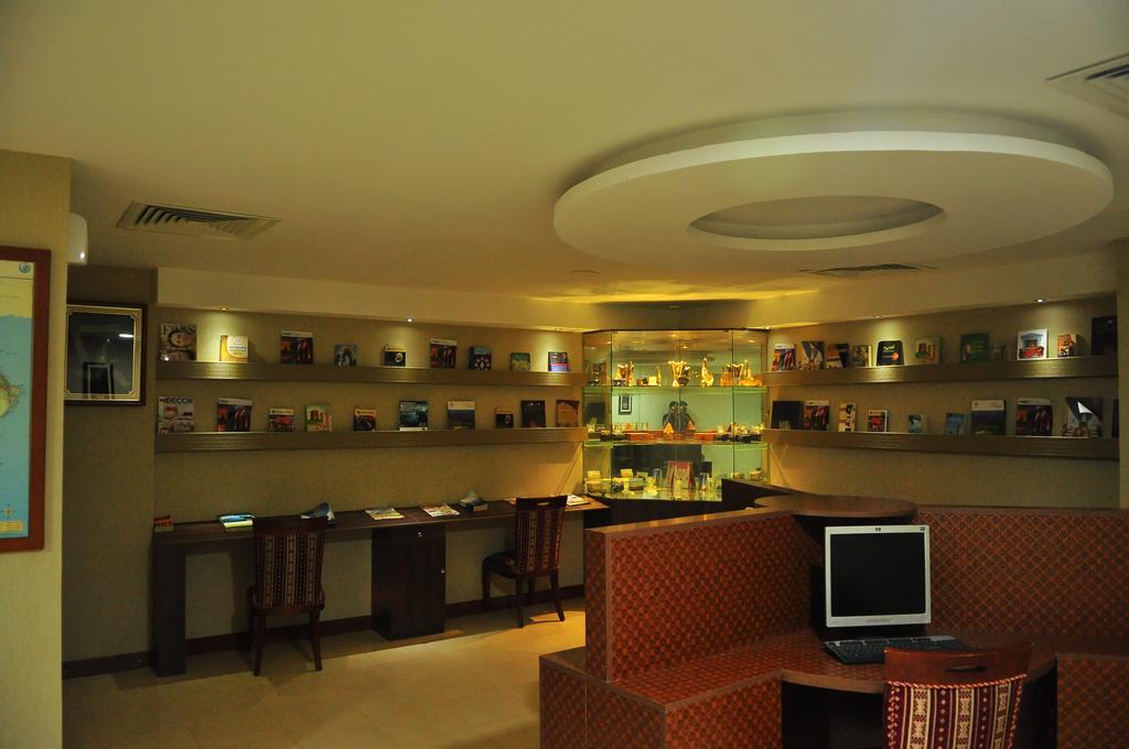 Al Bahjah Hotel Seeb Exterior photo