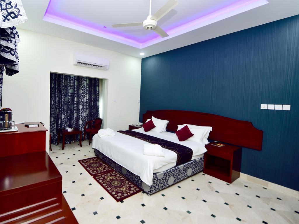 Al Bahjah Hotel Seeb Exterior photo